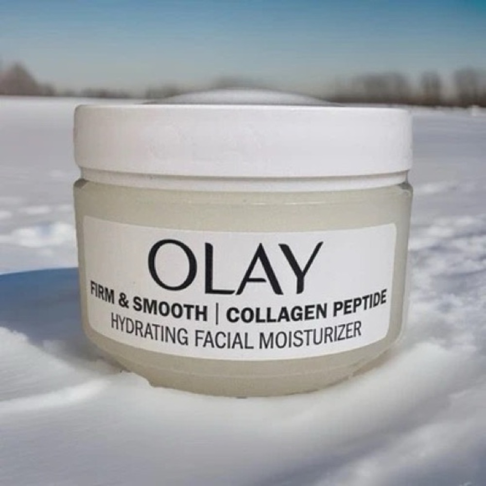OLAY Cream Hydrating Facial Moisturizer